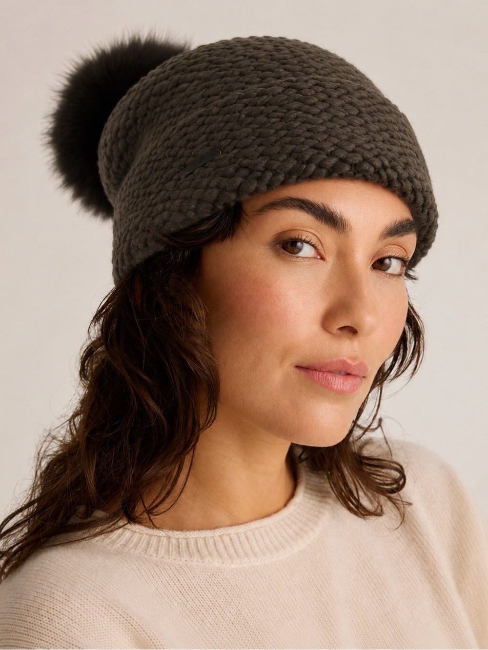 Elie Tahari Cashmere Wool Women’s Gray Beanie Hat with Fur Pom Pom One Size